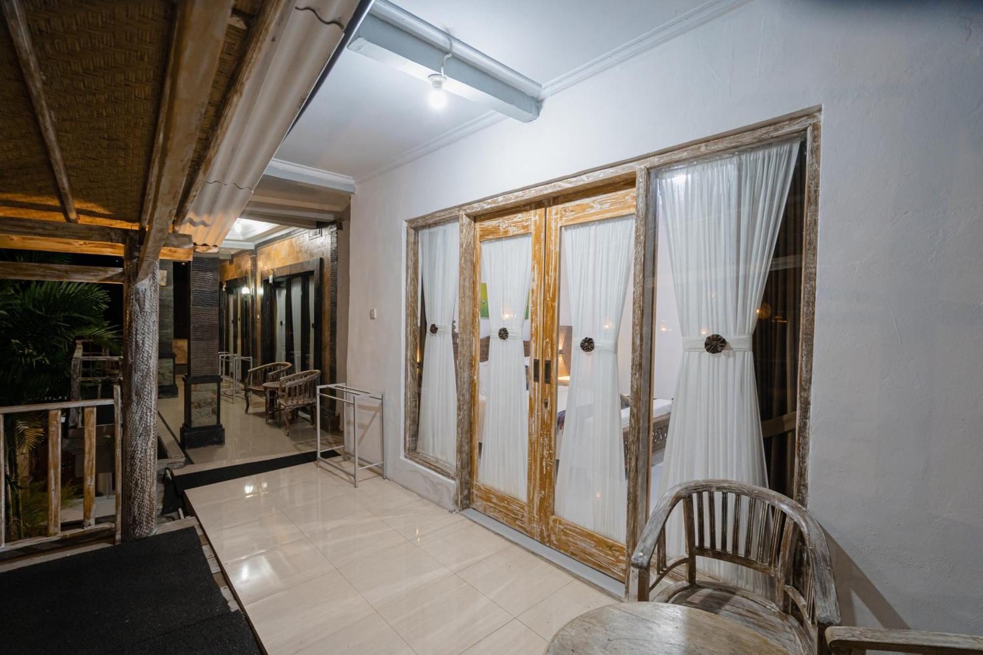 The Mel Homestay Batununggul Exterior foto