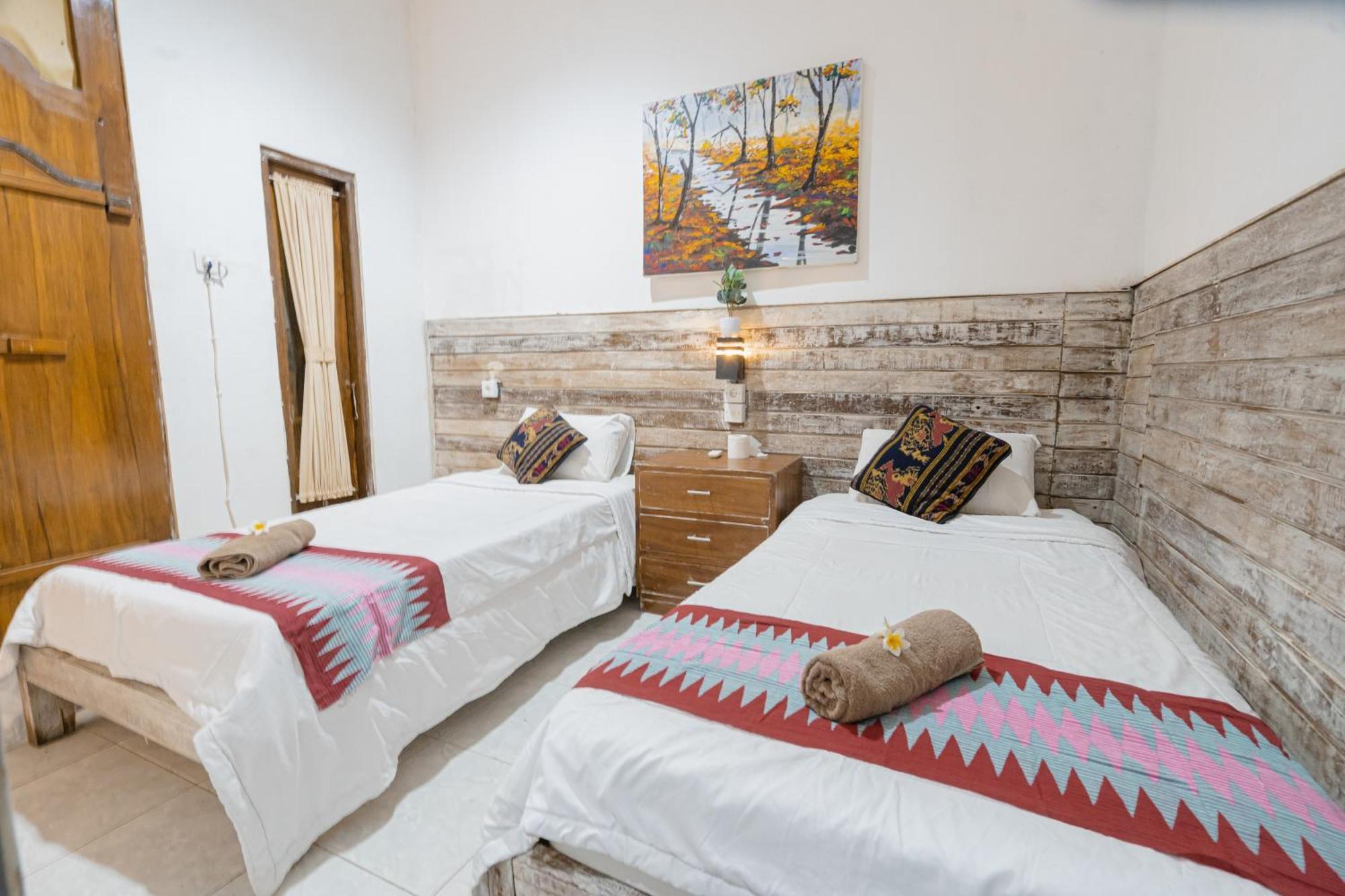 The Mel Homestay Batununggul Exterior foto